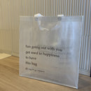 クリアバッグ（英字柄、39cm×41cm×15cm）