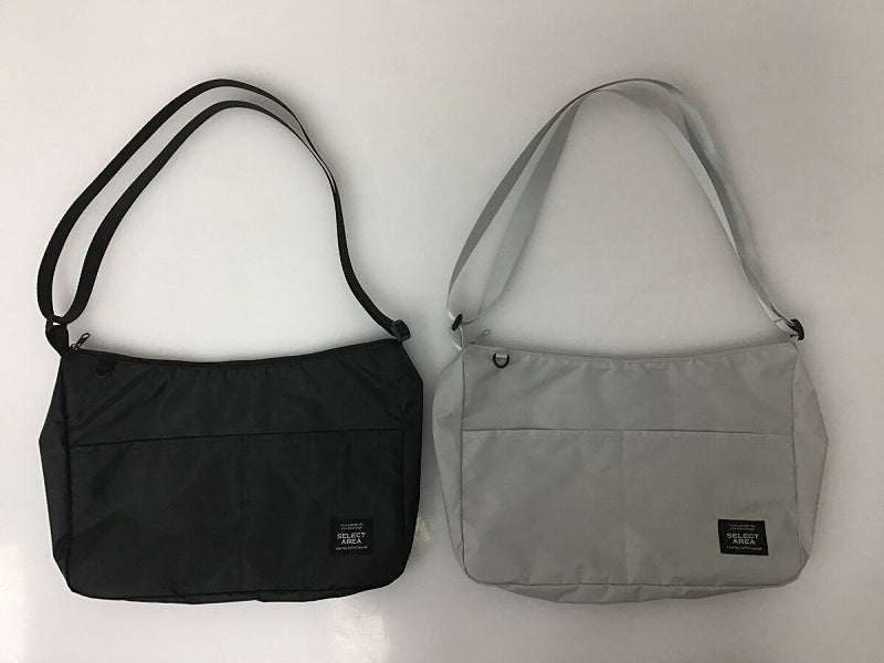 ショルダーバッグ